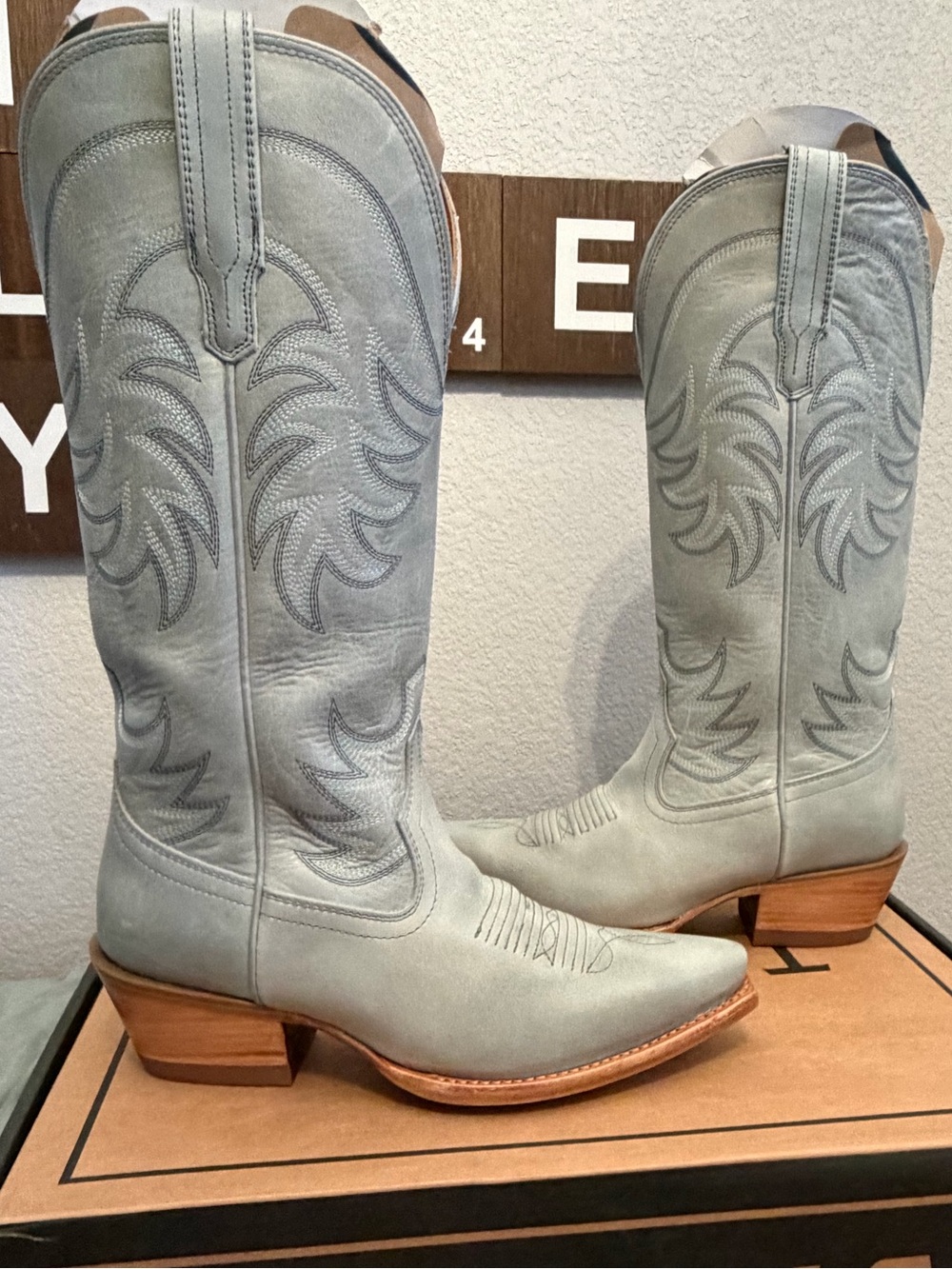 NIB Tecovas Limited Edition Rare Slate Annies-8B
